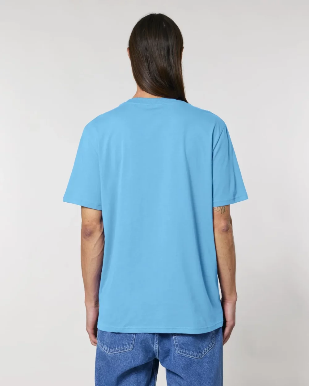 T-shirt bio unisexe Creator 2.0 coloris Aqua Blue, porté, vue de dos