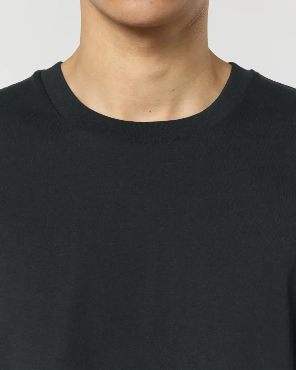 T-shirt bio unisexe Creator 2.0 coloris Black, détail porté