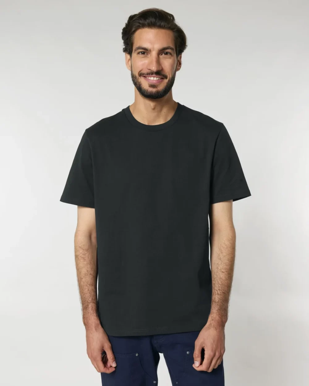 T-shirt bio unisexe Creator 2.0 coloris Black, porté, vue de face