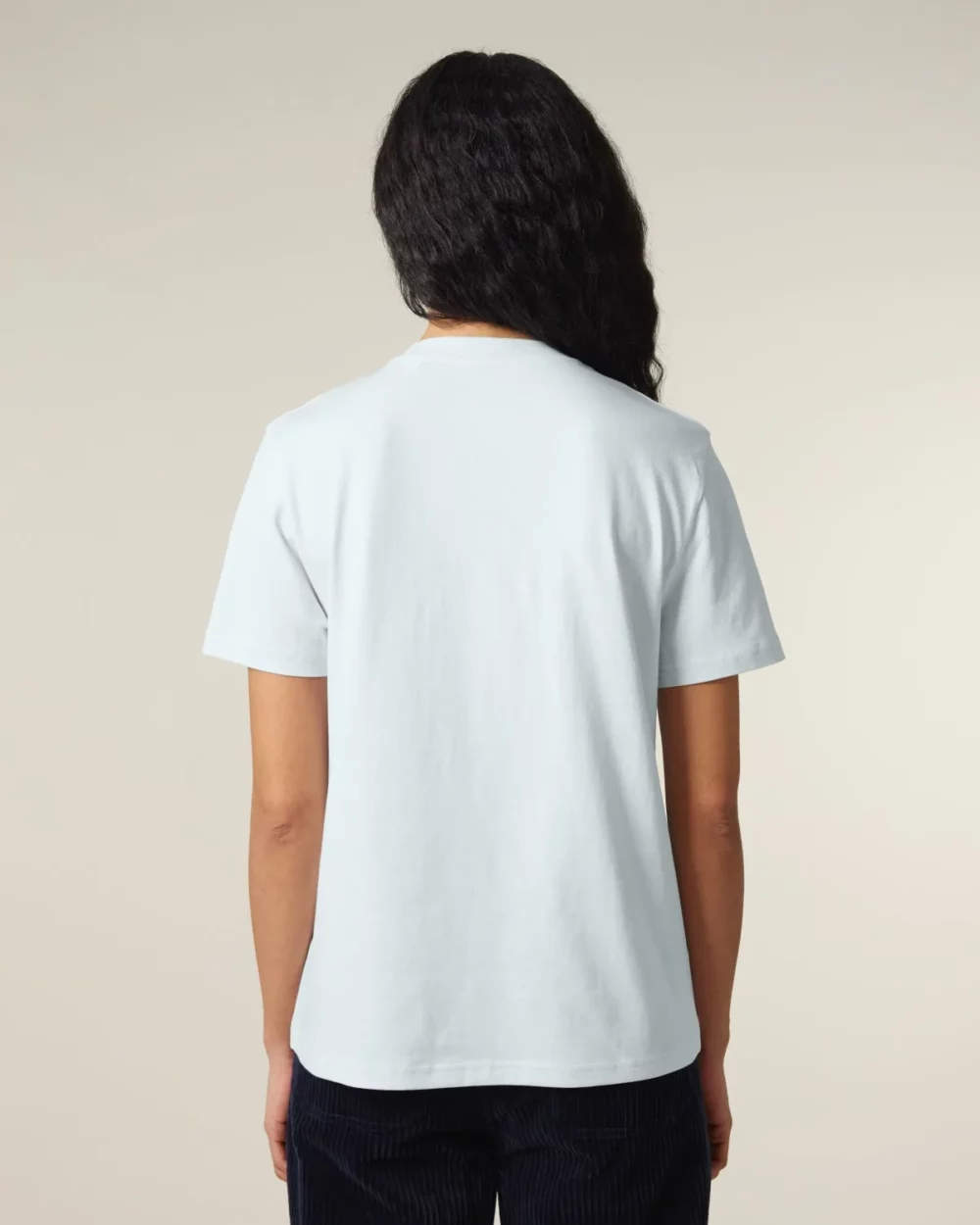 T-shirt bio unisexe Creator 2.0 coloris Blue Ice, porté, vue de dos