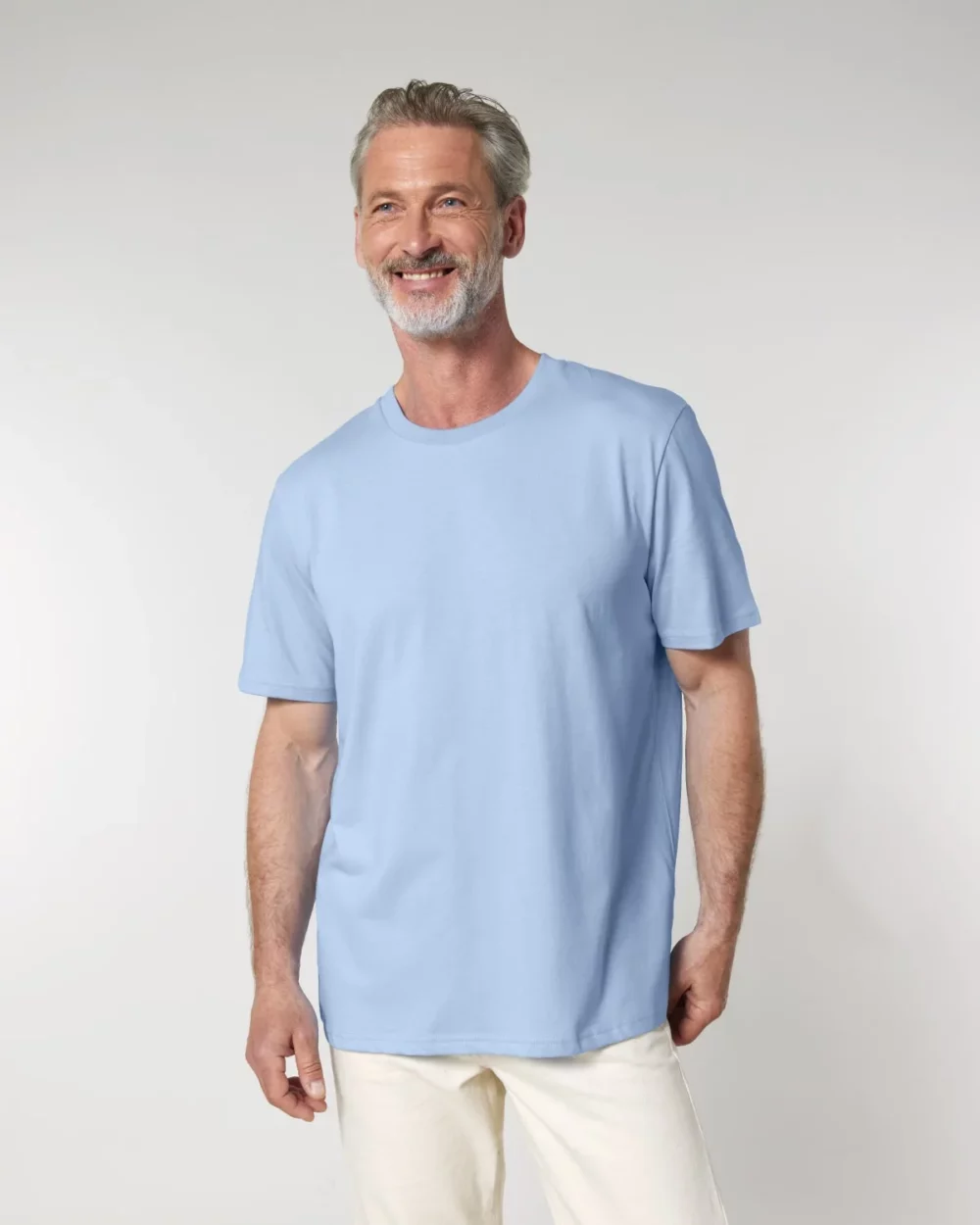 T-shirt bio unisexe Creator 2.0 coloris Blue Soul, porté, vue de face