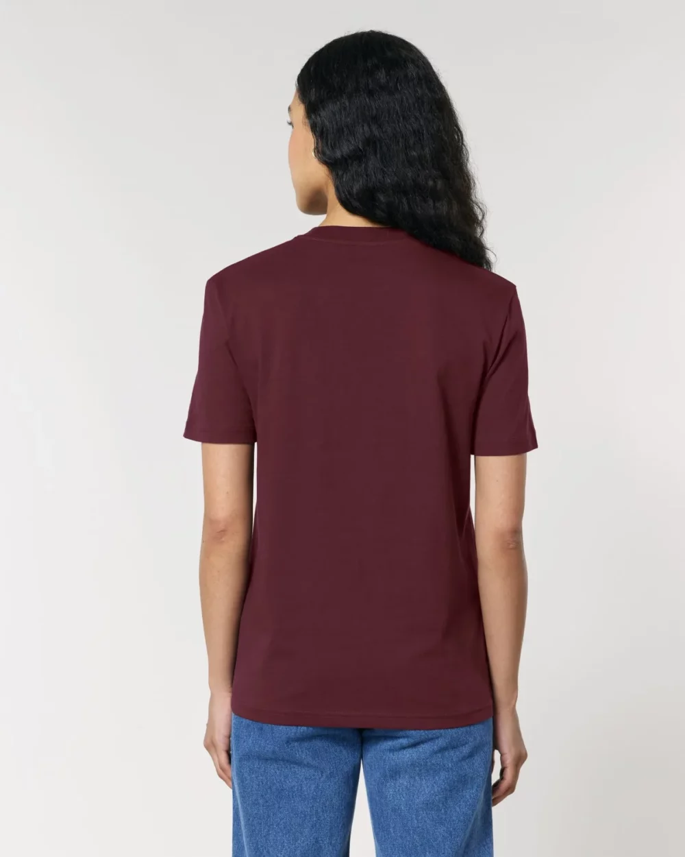 T-shirt bio unisexe Creator 2.0 coloris Burgundy, porté, vue de dos