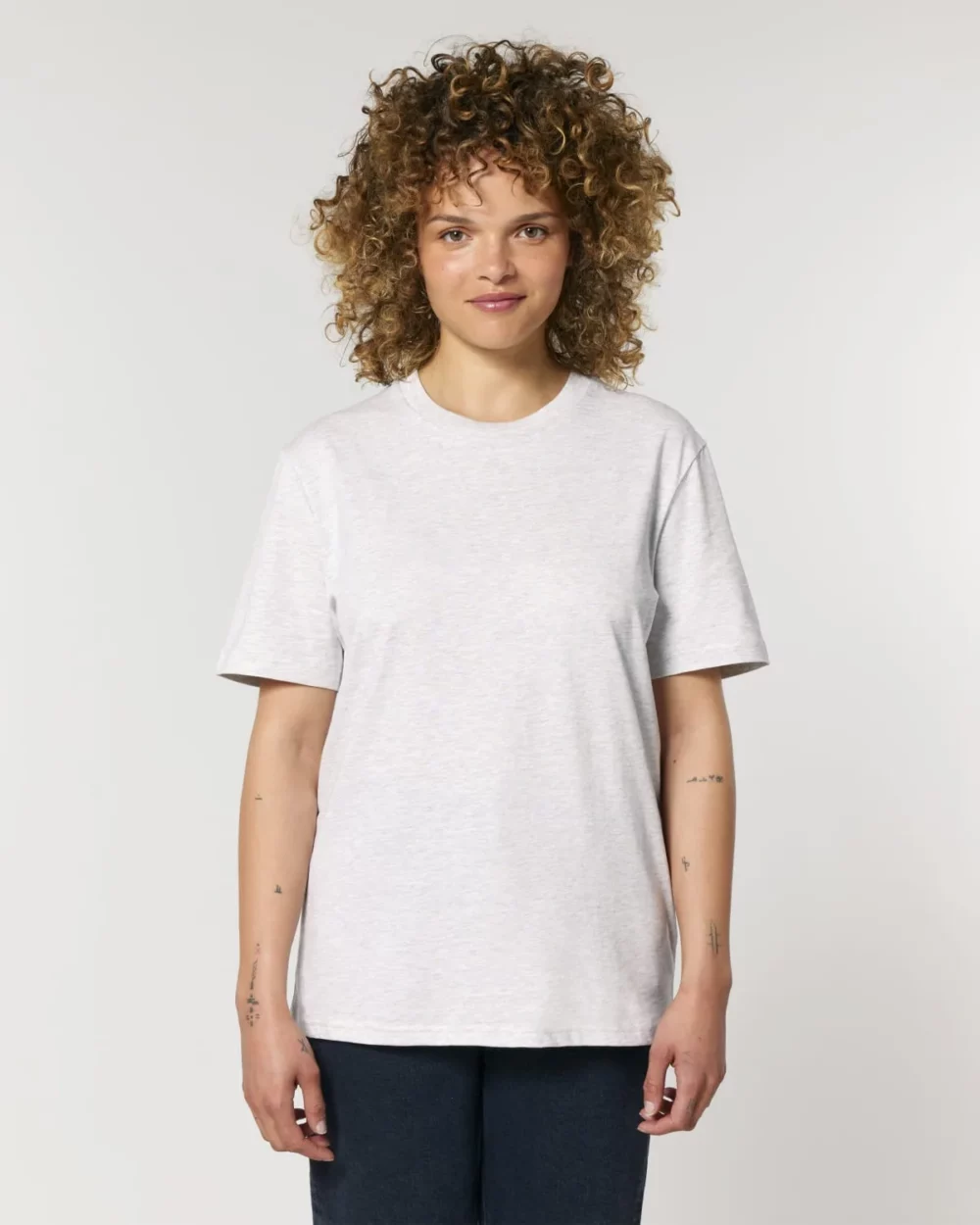T-shirt bio unisexe Creator 2.0 coloris Cool Heather Grey, porté, vue de face