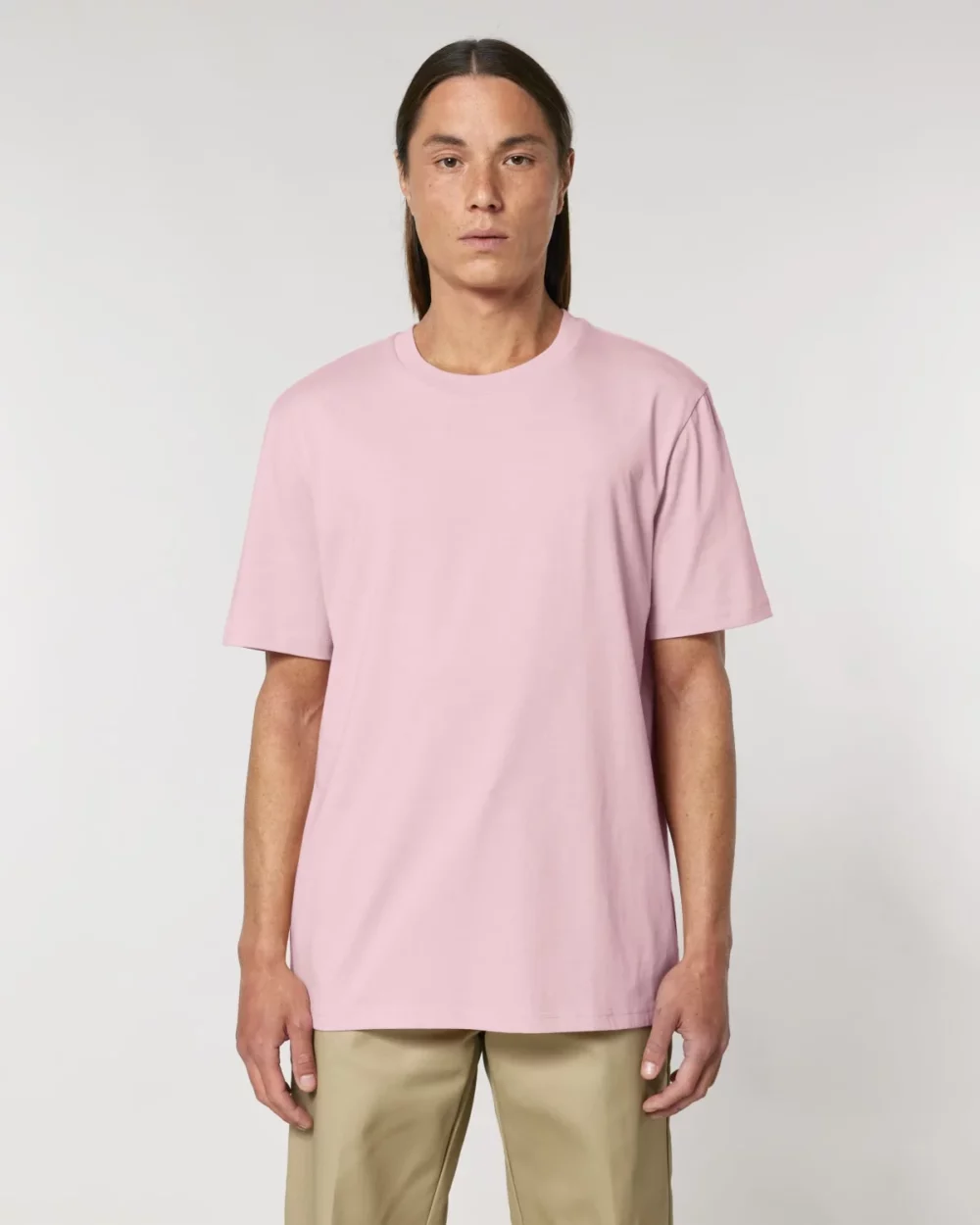 T-shirt bio unisexe Creator 2.0 coloris Cotton Pink, porté, vue de face