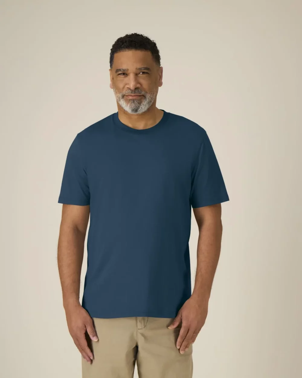 T-shirt bio unisexe Creator 2.0 coloris Deep Teal, porté, vue de face