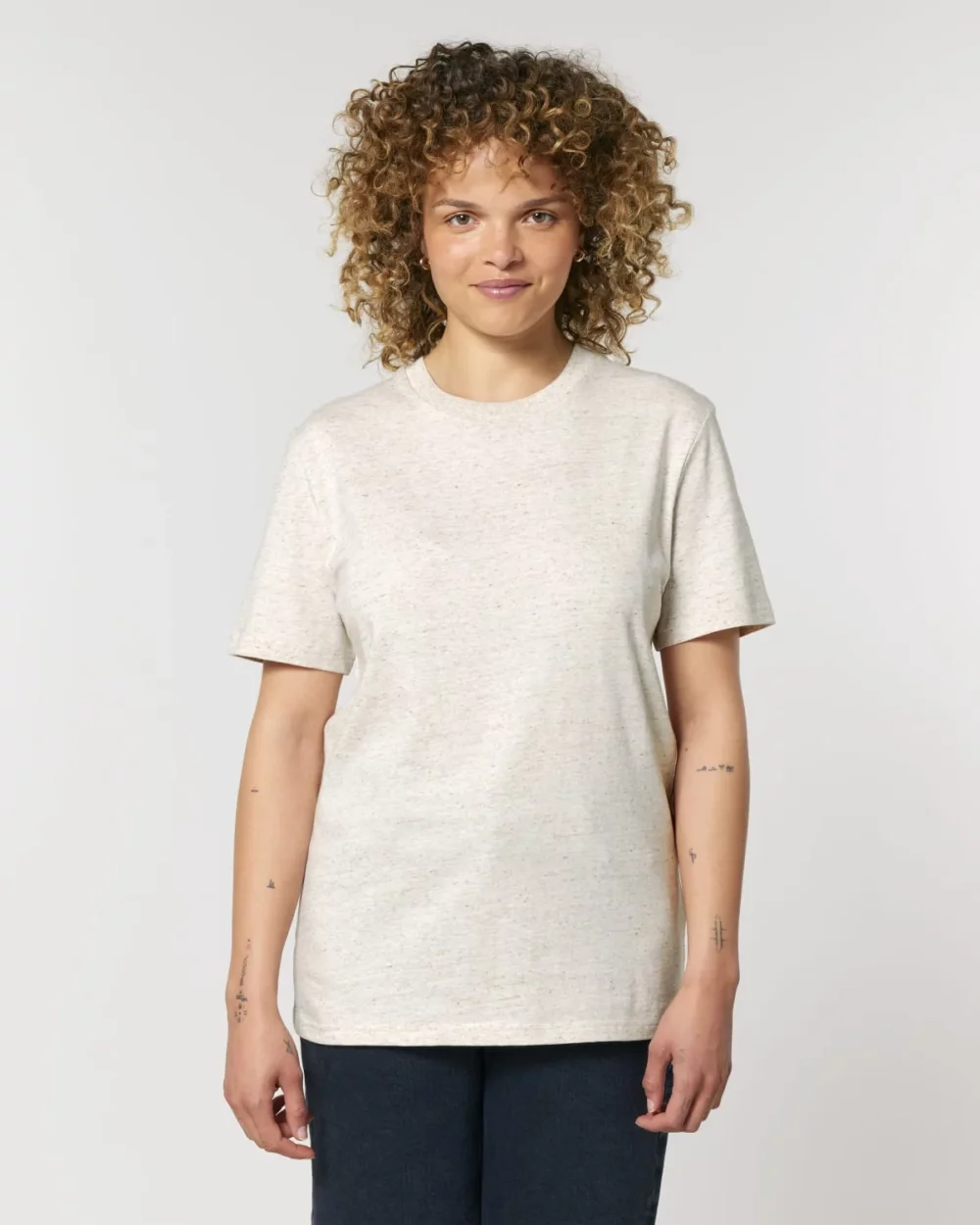 T-shirt bio unisexe Creator 2.0 coloris Eco Heather, porté, vue de face