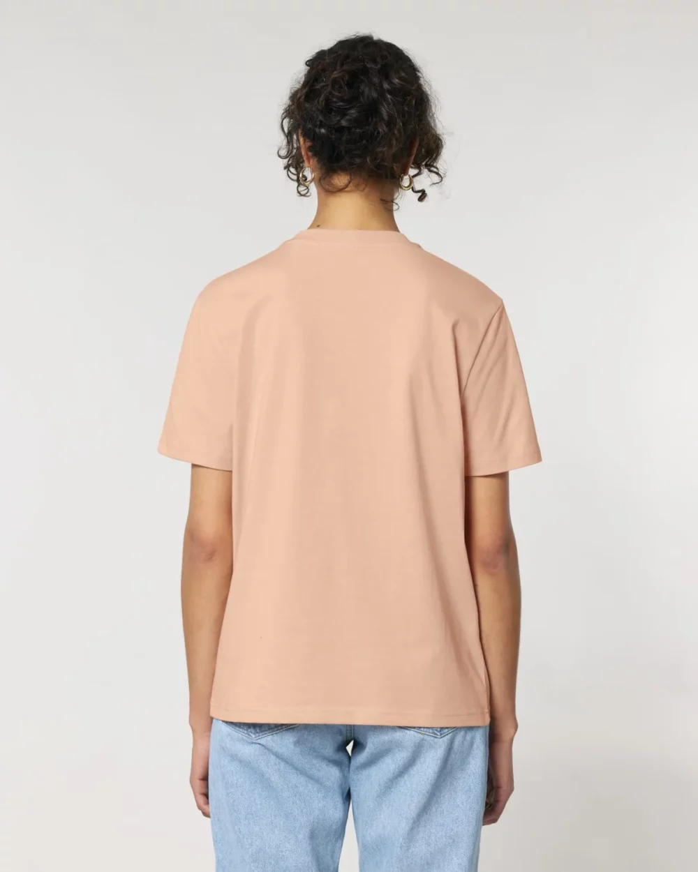 T-shirt bio unisexe Creator 2.0 coloris Fraiche Peche, porté, vue de dos