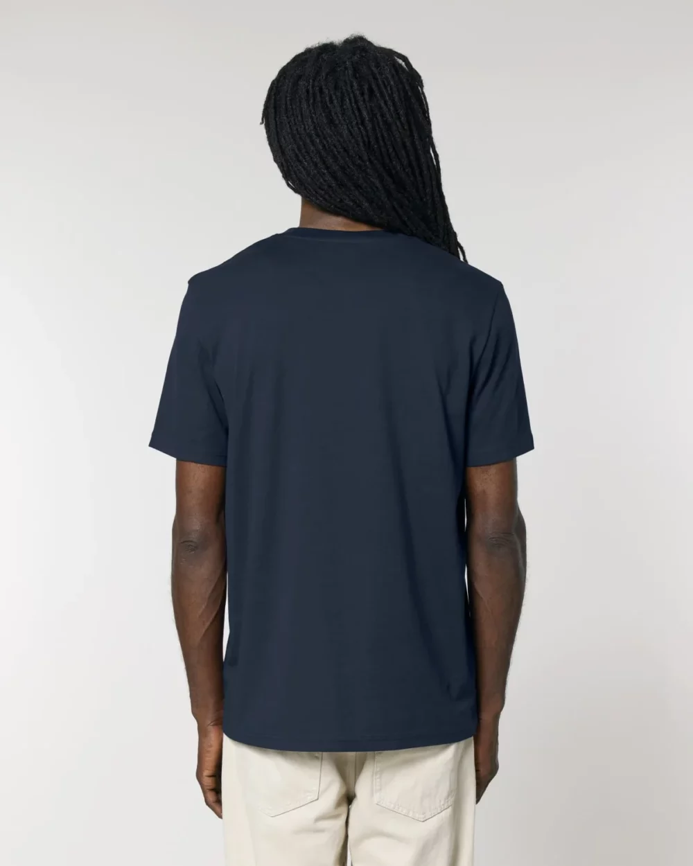 T-shirt bio unisexe Creator 2.0 coloris French Navy, porté, vue de dos