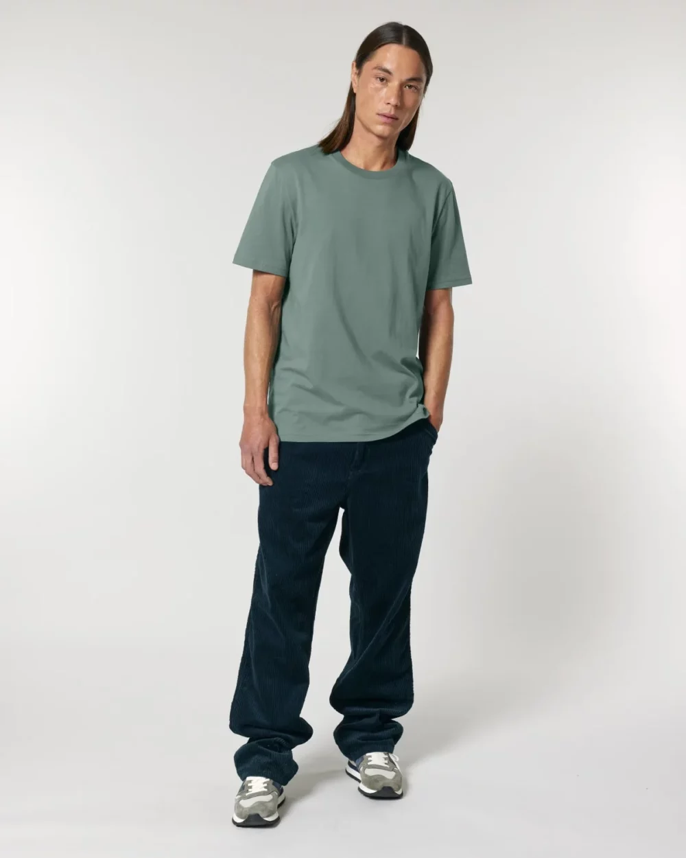 T-shirt bio unisexe Creator 2.0 coloris Green Bay, porté, vue de face