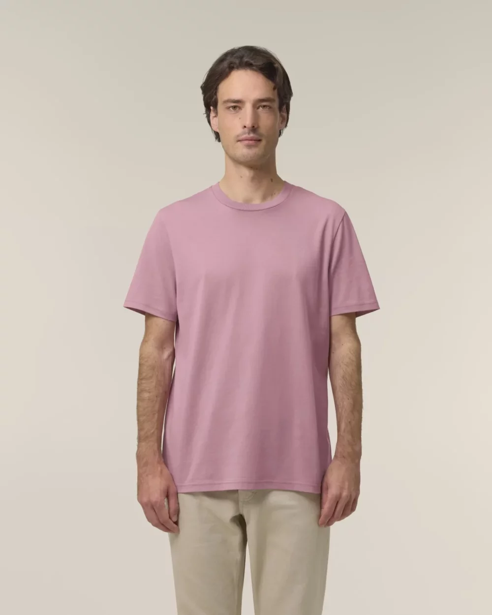 T-shirt bio unisexe Creator 2.0 coloris Lilac Dream, porté, vue de face