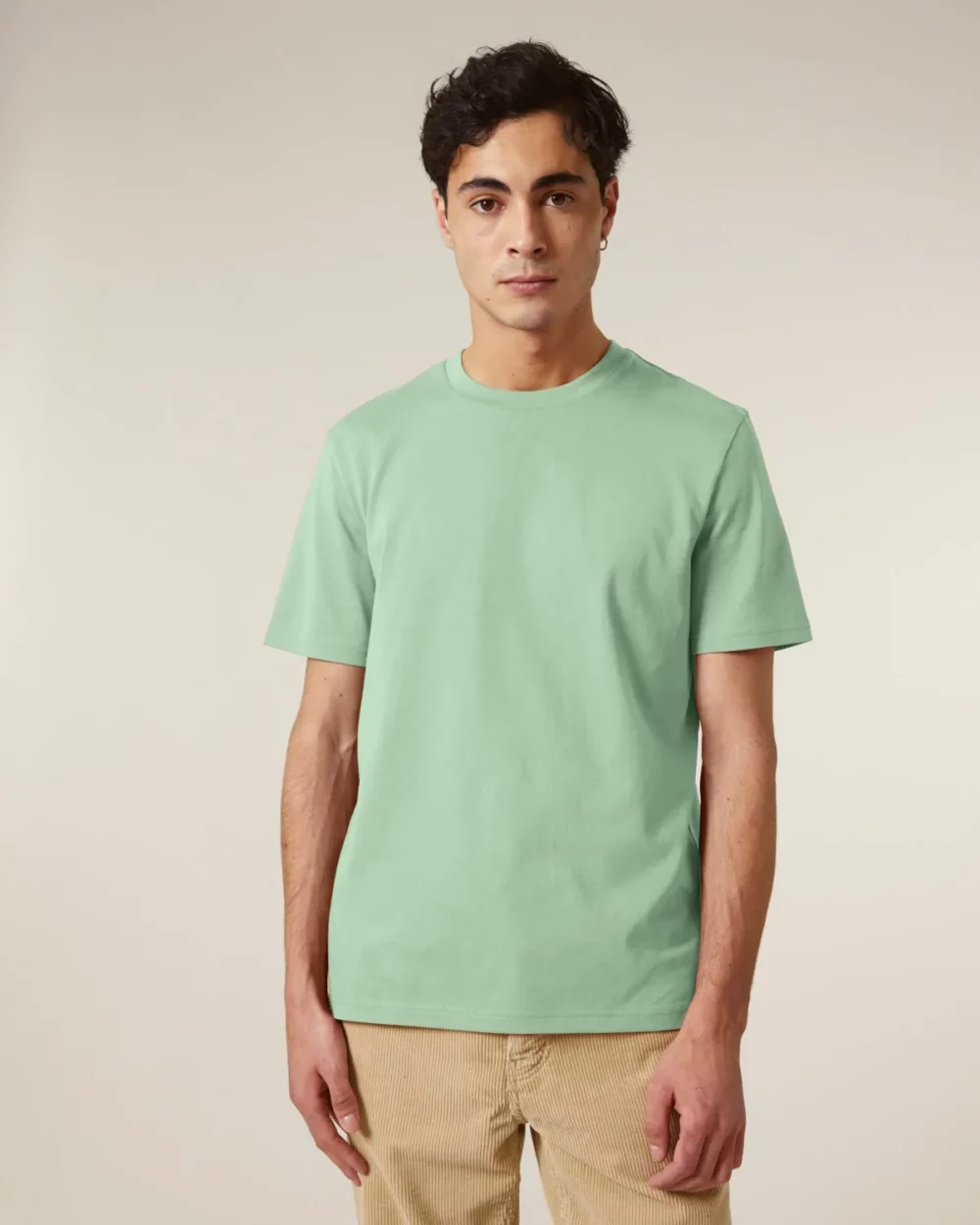 T-shirt bio unisexe Creator 2.0 coloris Misty Jade, porté, vue de face