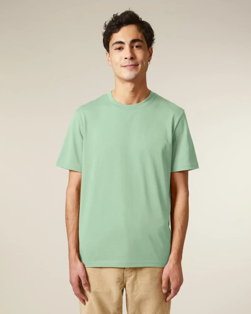 T-shirt bio unisexe Creator 2.0 coloris Misty Jade, porté, vue de face