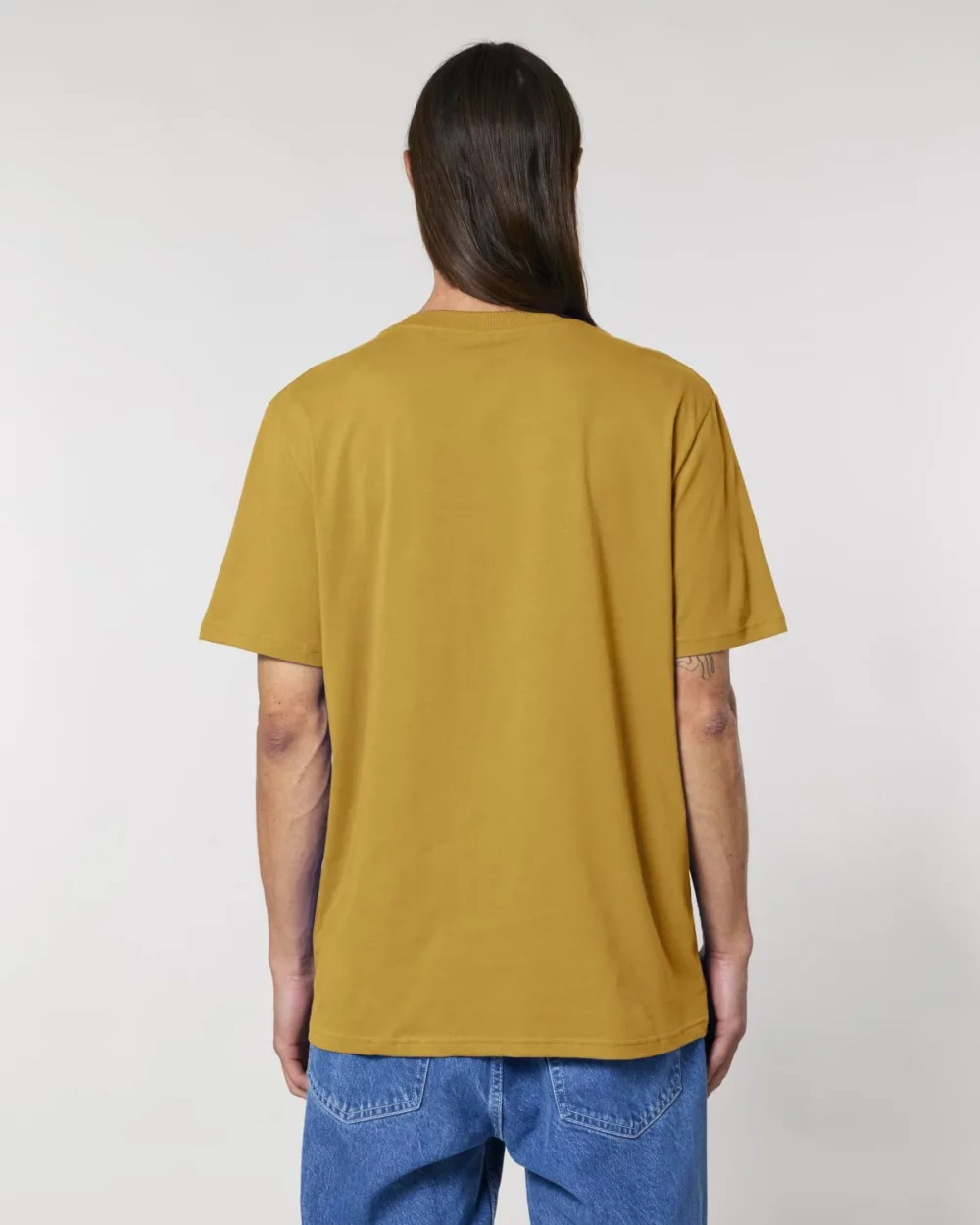 T-shirt bio unisexe Creator 2.0 coloris Ochre, porté, vue de dos