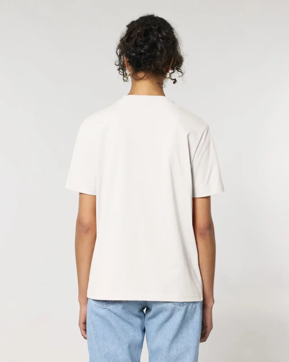 T-shirt bio unisexe Creator 2.0 coloris Off White, porté, vue de dos