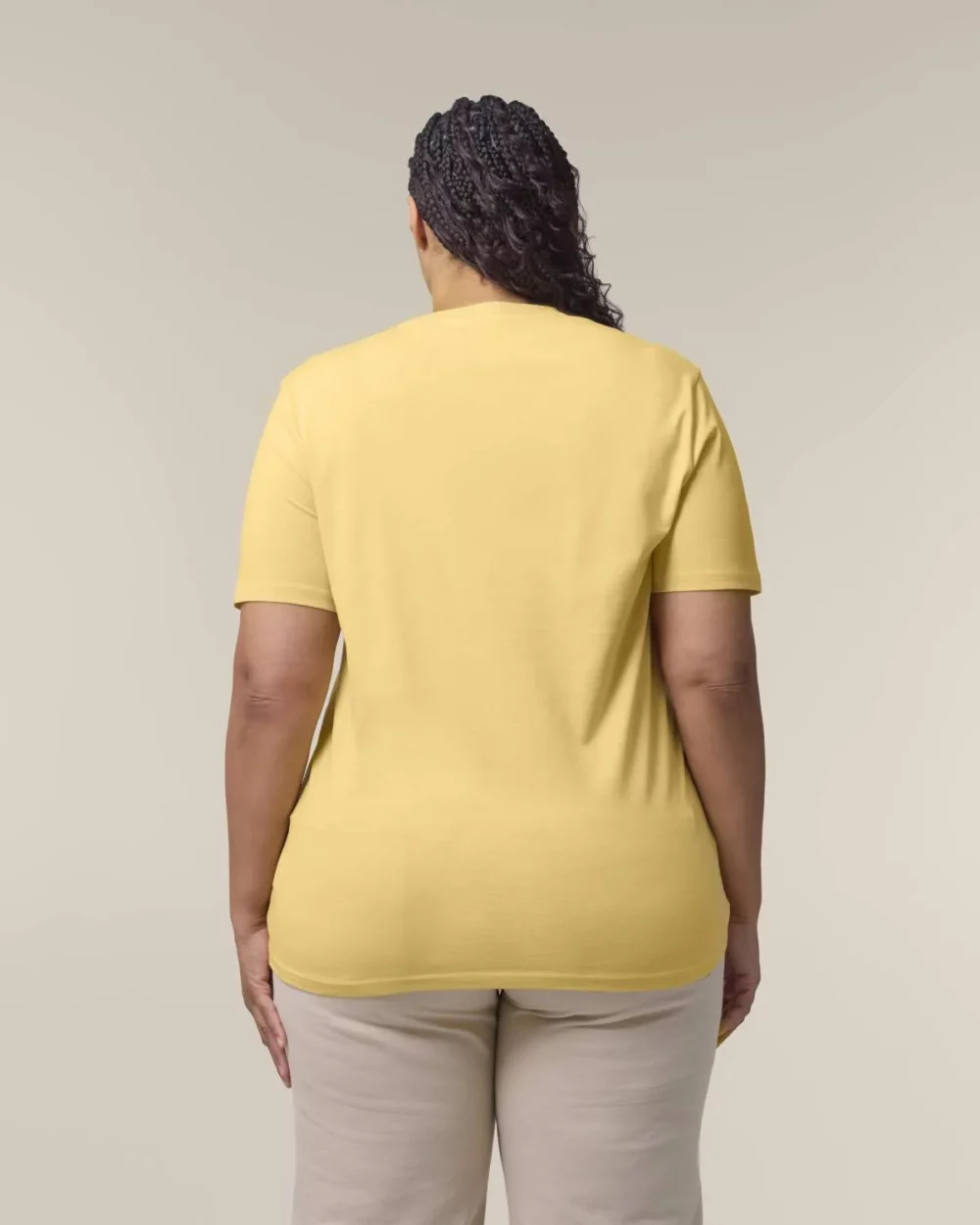 T-shirt bio unisexe Creator 2.0 coloris Viva Yellow, porté, vue de dos