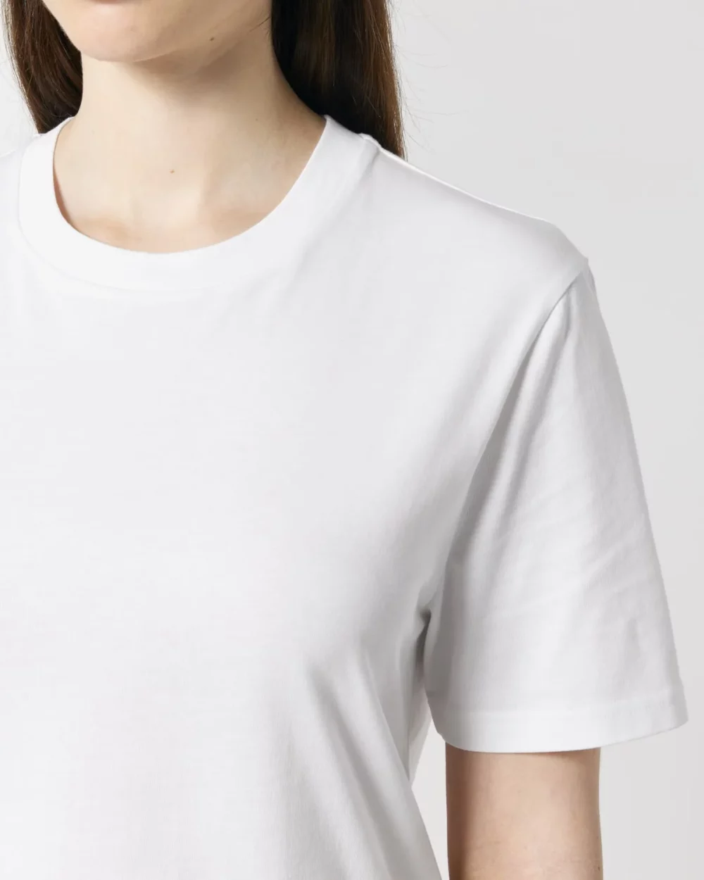 T-shirt bio unisexe Creator 2.0 coloris White, détail porté