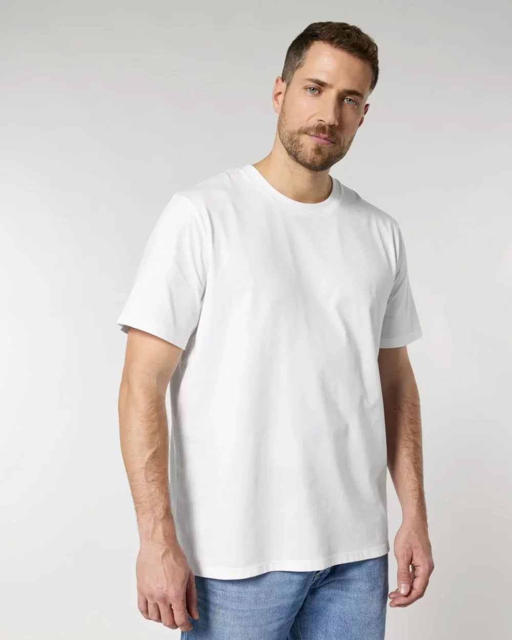 T-shirt bio unisexe Creator 2.0 coloris White, porté, vue de face