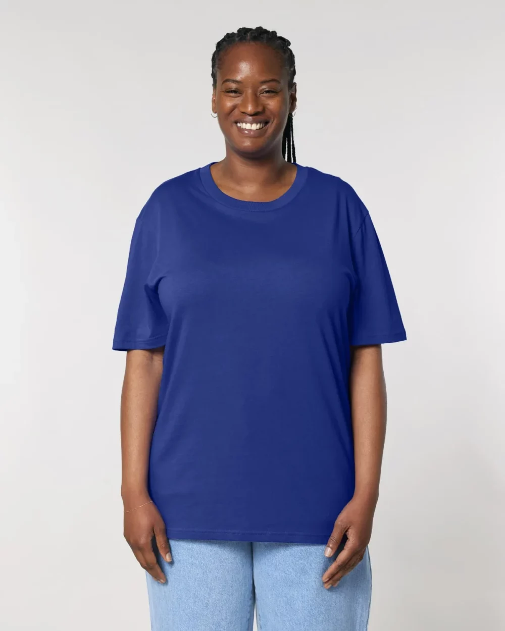 T-shirt bio unisexe Creator 2.0 coloris Worker Blue, porté, vue de face
