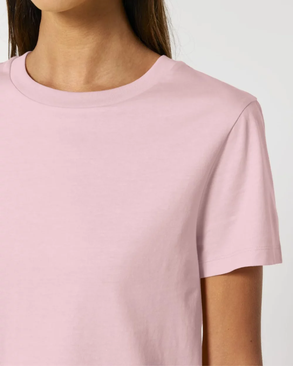 T-shirt bio femme Stella Muser coloris Cotton Pink, détail porté