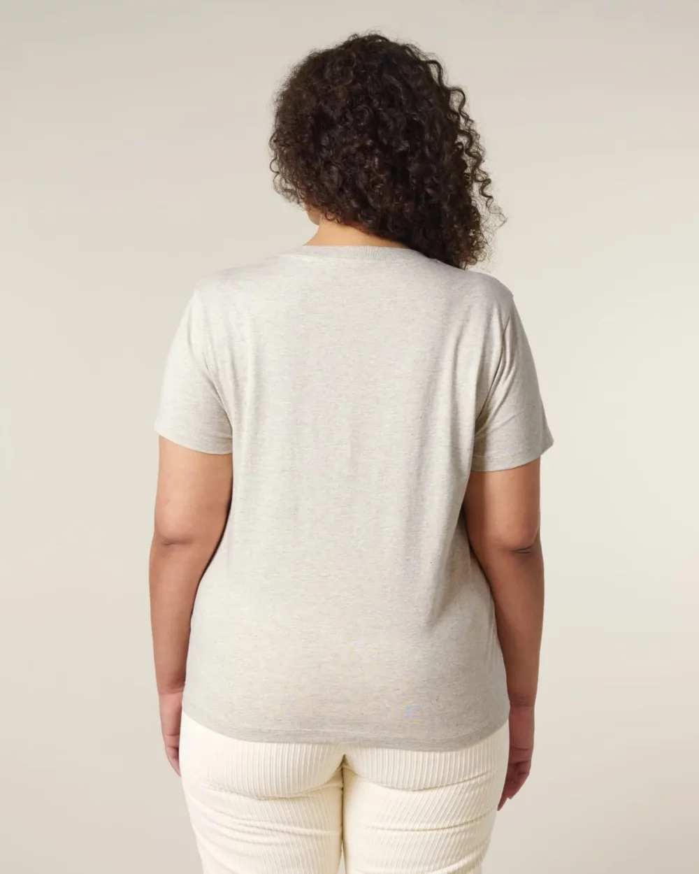 T-shirt bio femme Stella Muser coloris Heather Haze, porté, vue de dos