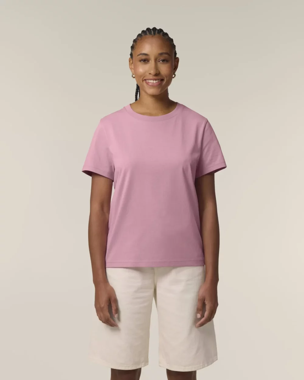 T-shirt bio femme Stella Muser coloris Lilac Dream, porté, vue de face